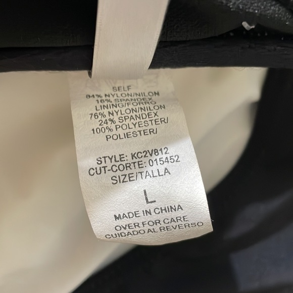 NWT Kenneth Cole Tummy Toner Black & Yellow Swimsuit Size Large - Picture 10 of 11